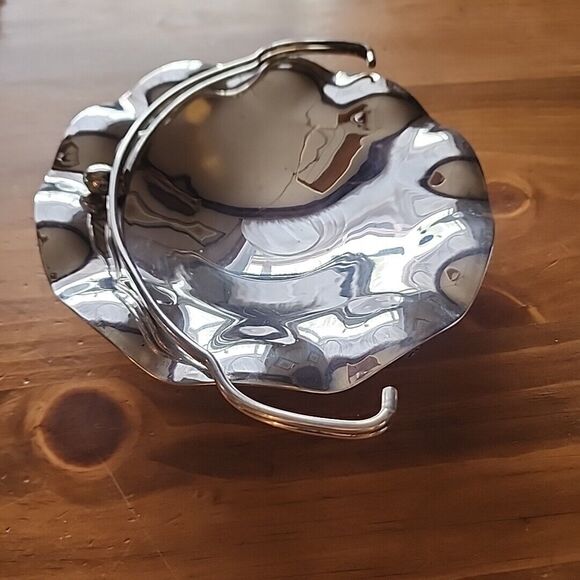 Vintage Metal Candy Dish Scalloped Edge & Holder with Twisted Handle - Picture 15 of 16